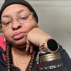 Meet your Posher, Deanna